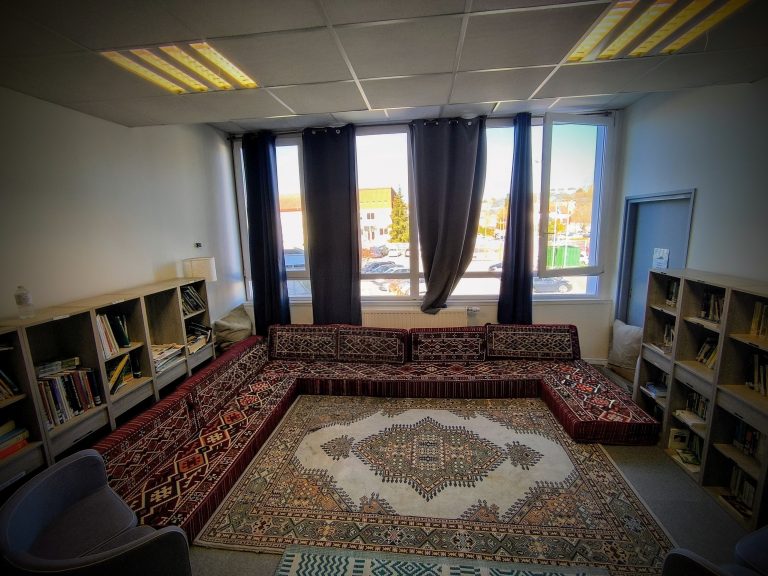 Stimuler l&rsquo;imaginaire : Le nouveau visage de notre CDI et le lancement du Défi Lecture